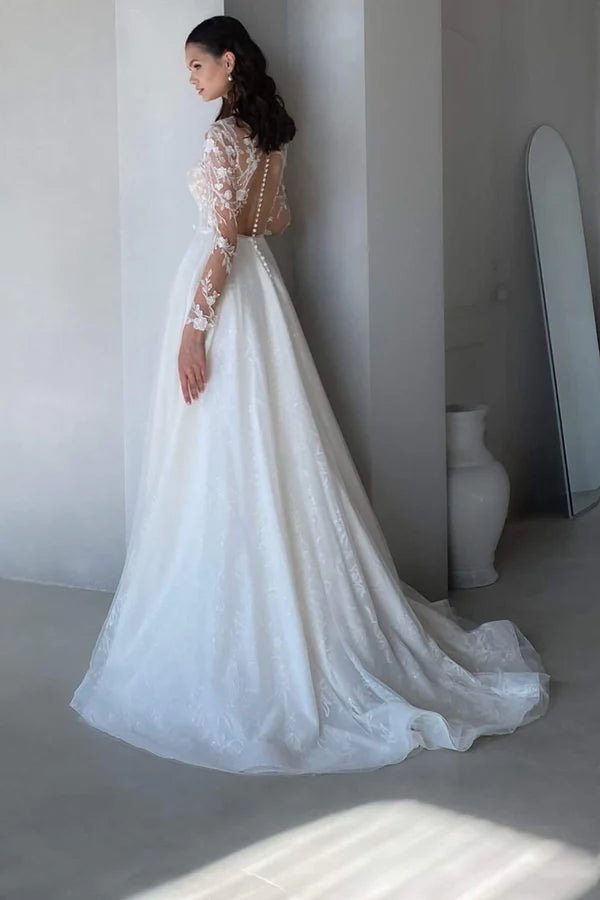 Vestido de novia sencillo de princesa con encaje romántico y escote ilusión en forma de A