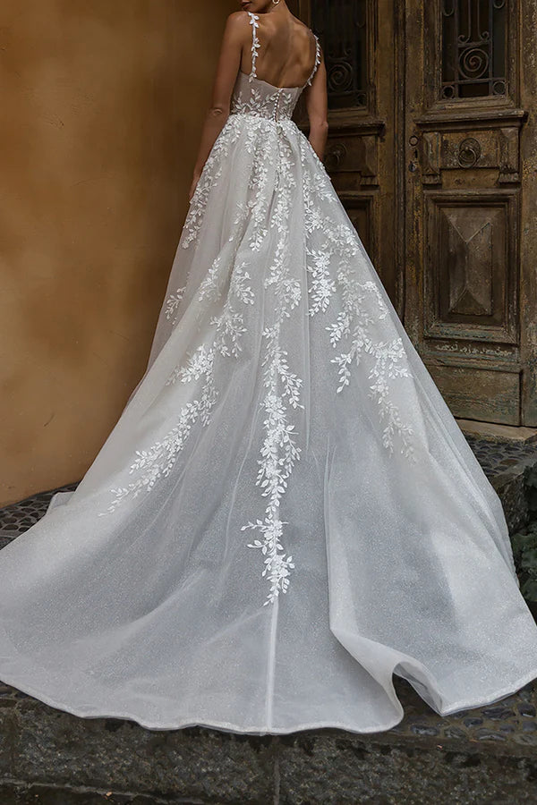 Vestido de novia con abertura de estilo rural con calcomanía de encaje cuadrado de línea