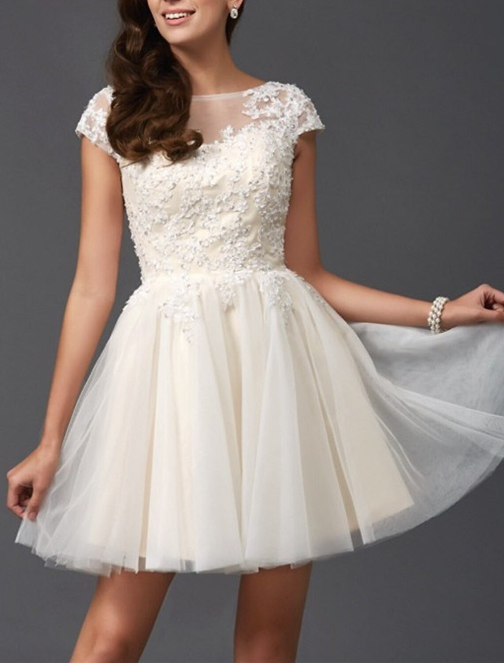 Vestidos de fiesta de corte A, elegantes, para fiestas, graduación, cortos/mini, sin mangas, con escote joya y encaje con apliques.