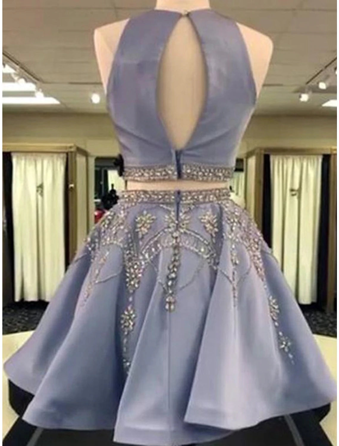 Vestidos de fiesta de dos piezas, elegantes, para vacaciones, graduación, cortos/mini, sin mangas, con cuello joya, de satén y cuentas.