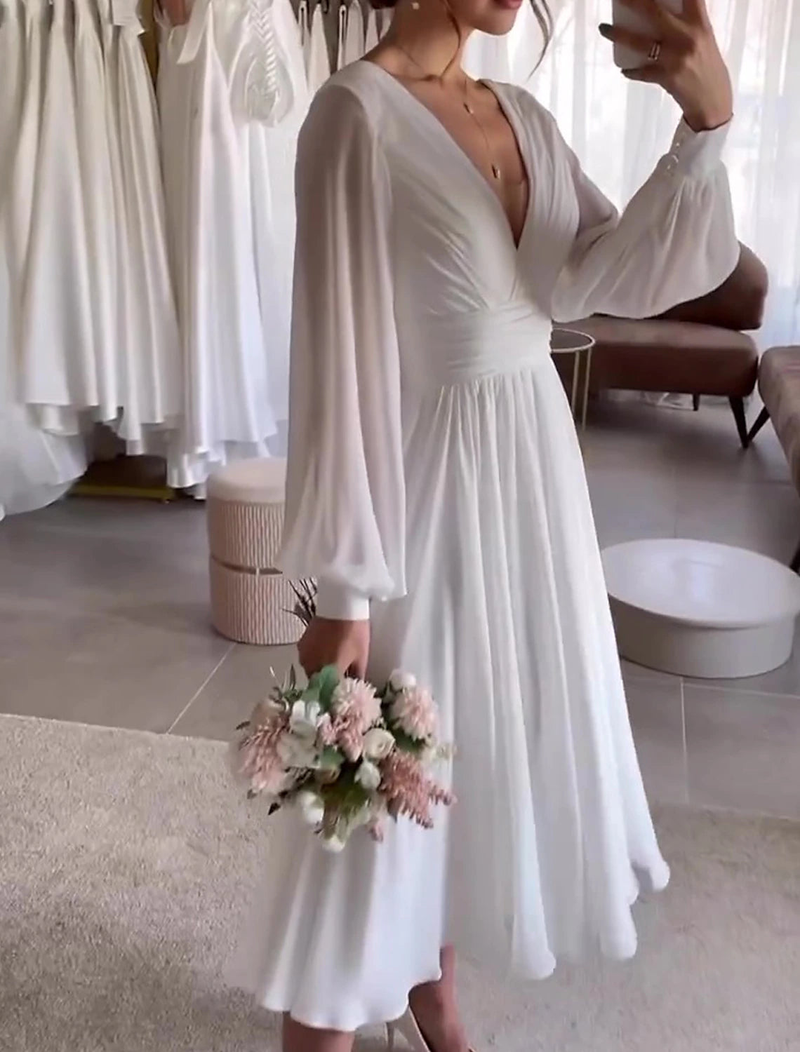 Vestidos de novia sencillos para despedida de soltera, vestidos de novia con brillo y destellos, vestido de fiesta, hombros descubiertos, sin mangas, hasta la rodilla, vestidos de novia de satén con pliegues y apliques.