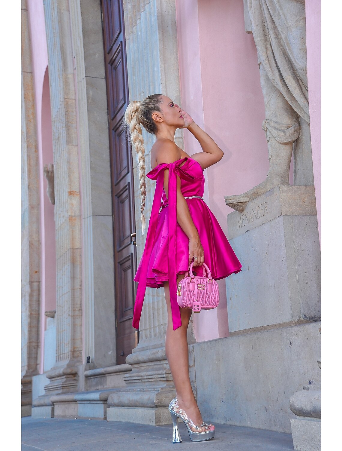 Abiti da ballo a trapezio, corsetti, abiti da festa, laurea, corti/mini, senza maniche, spalline sottili, abito rosa in raso con fiocco/i