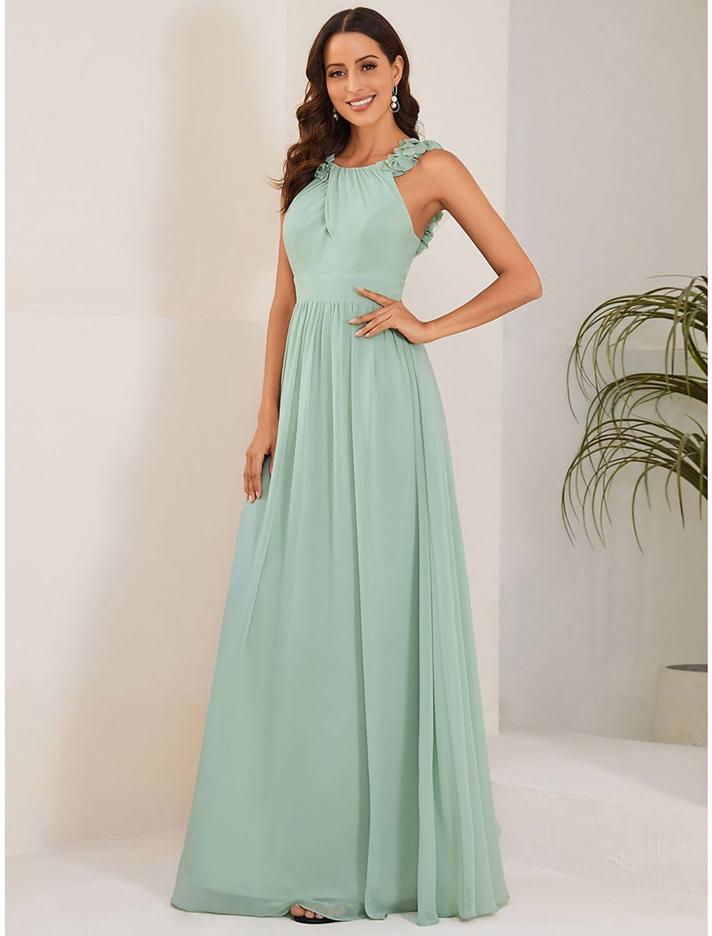 Mint Green Chiffon A-Line Floor-Length Bridesmaid Dress with Halter Neckline & Ruched Bodice