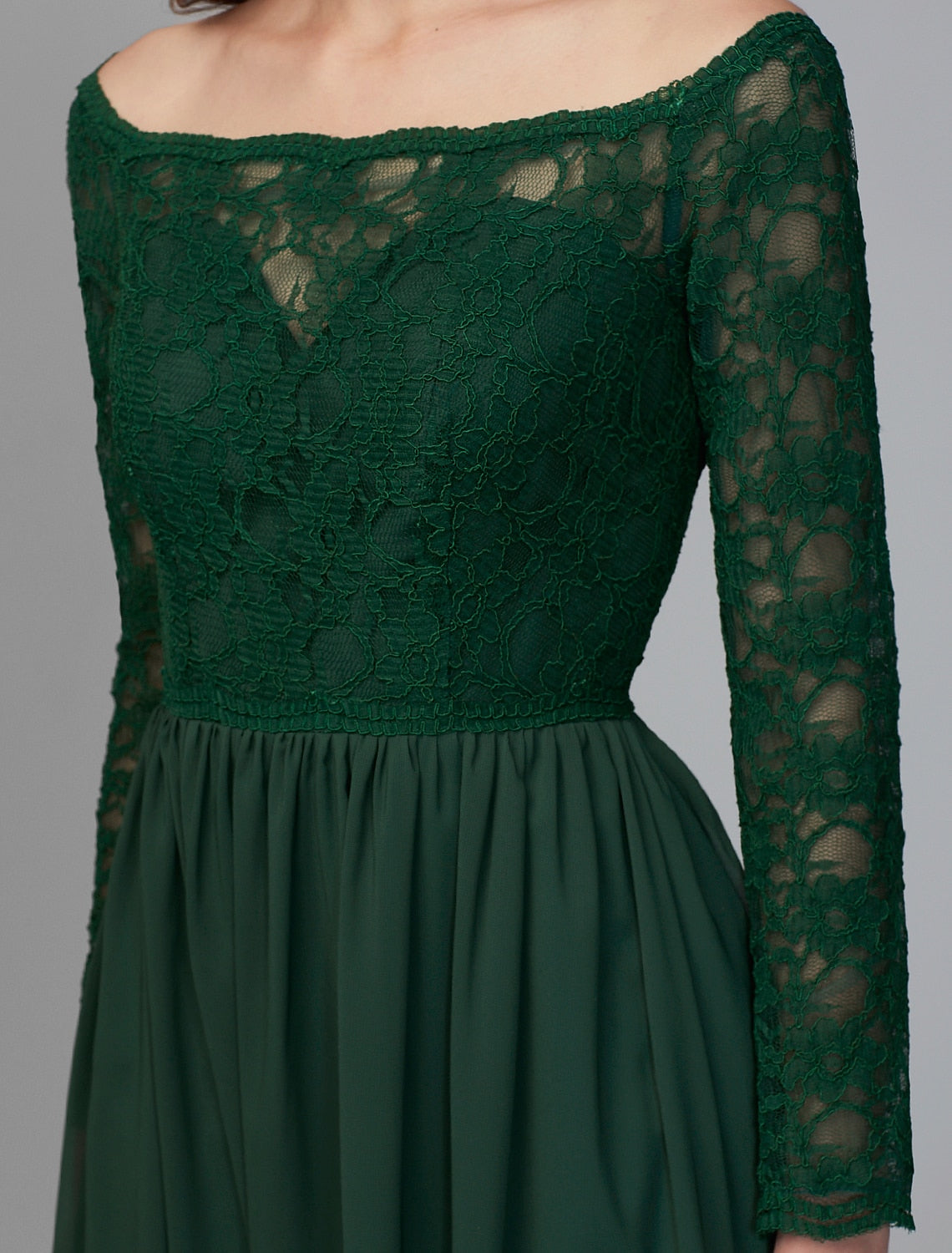 Abito da damigella d'onore a trapezio, con spalle scoperte, maniche lunghe, elegante, lunghezza pavimento, in chiffon/pizzo con pizzo