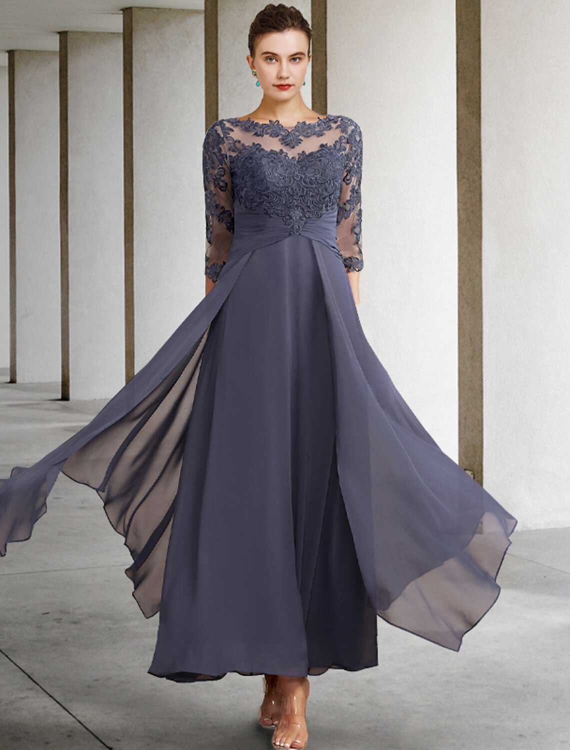 Abito da madre della sposa a trapezio, elegante, con scollo gioiello, lunghezza alla caviglia, in chiffon, pizzo, mezza manica, con applicazioni di balze arricciate