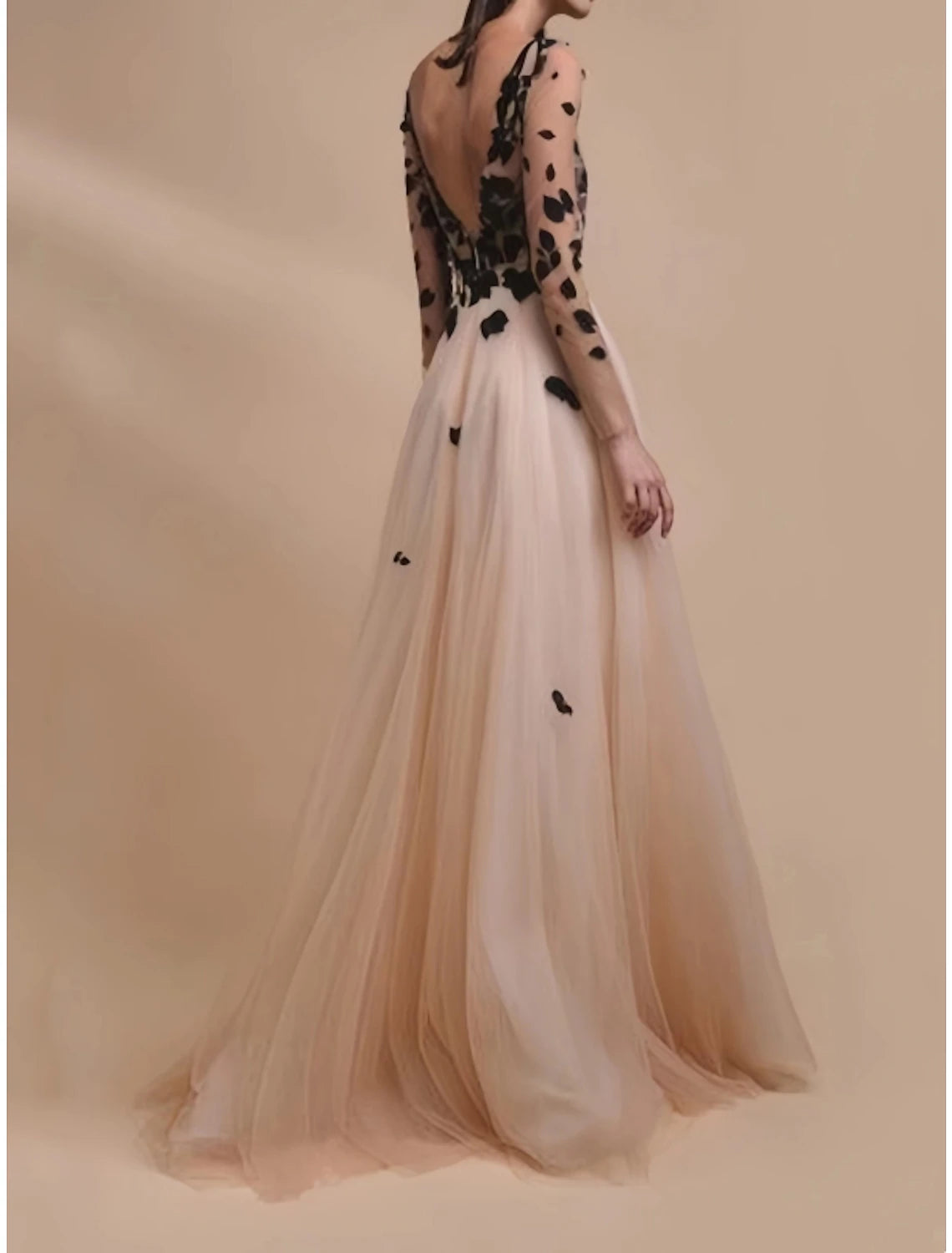 Vestido de noche de corte A color champán dorado, elegante, formal, para invitados de boda, con cola larga, escote en V, tul con bordado