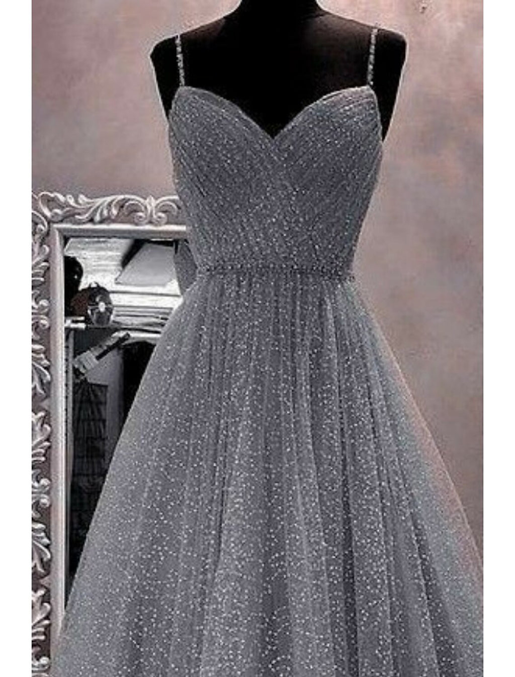 Vestidos de fiesta de corte A, brillantes y con brillo, para cumpleaños, hasta el suelo, sin mangas, con tirantes finos, de tul y cristales brillantes.