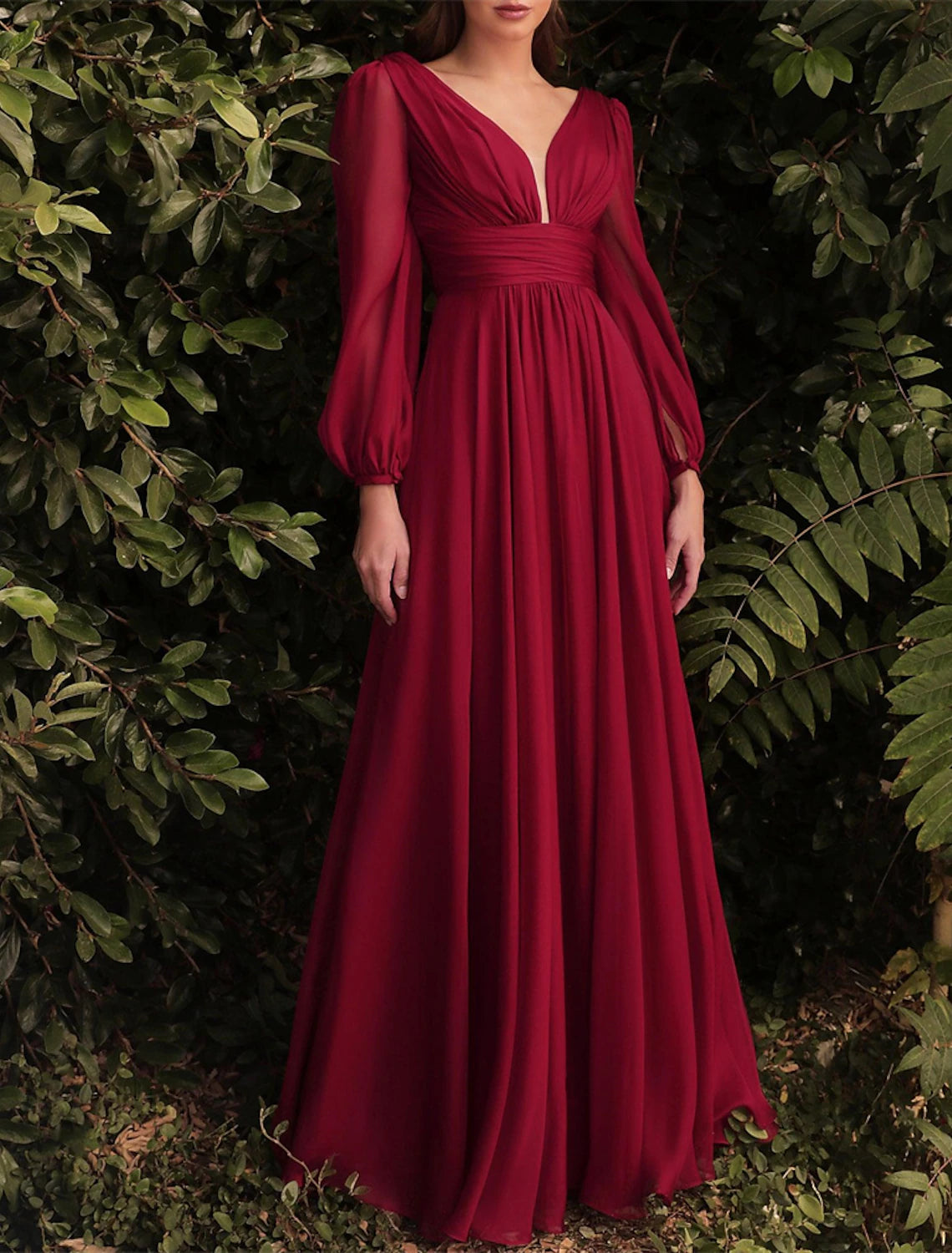 Abito da damigella d'onore a trapezio, scollo a V, maniche lunghe, blu, lunghezza pavimento, in chiffon con arricciature / tinta unita