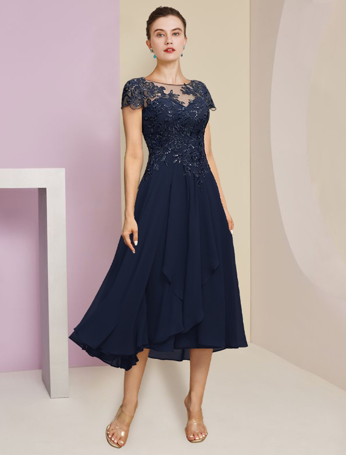Vestido de dos piezas de corte A para madre de la novia, elegante, para invitada de boda formal, escote redondo, largo hasta la rodilla, de gasa, encaje, manga corta, capa de otoño incluida, con pliegues y apliques de lentejuelas