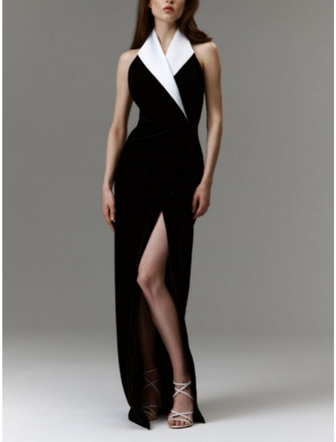 Sheath / Column Evening Gown Elegant Dress Formal Floor Length Black Dress Sleeveless V Neck Imitation Silk with Slit 2025