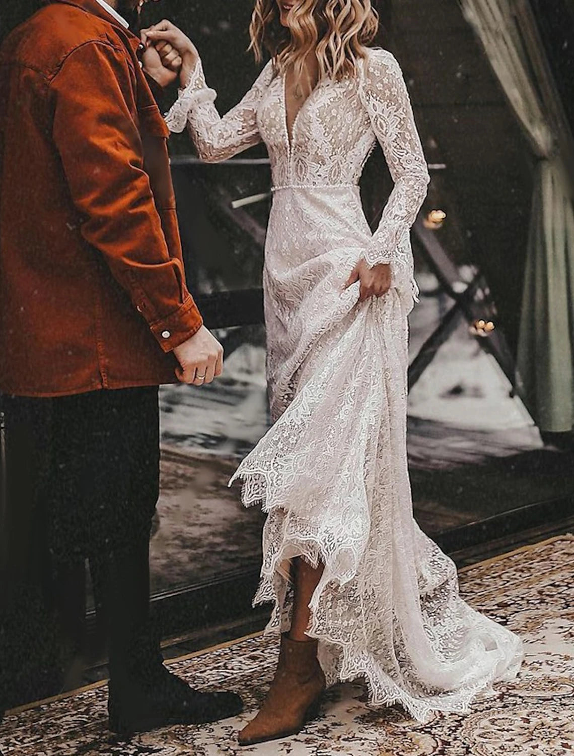 Vestidos de novia bohemios con espalda descubierta, corte A, escote en V, manga larga, cola de corte, encaje, color liso