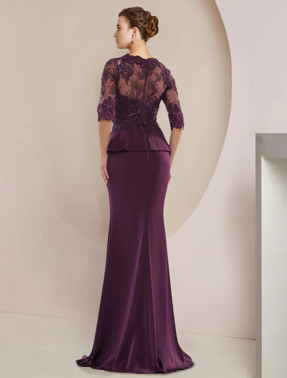 Vestido de sirena/trompeta para madre de la novia, elegante y lujoso, con escote en V, largo hasta el suelo, de gasa con encaje, media manga y apliques de volantes y cuentas.