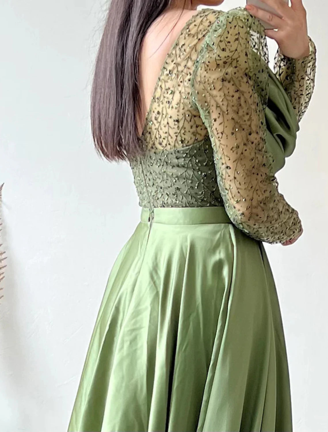 Vestido de noche elegante, vestido navideño rojo y verde, vestido formal de cumpleaños, cola de corte, manga larga, cuello en V, charmeuse con empalme fruncido 2025