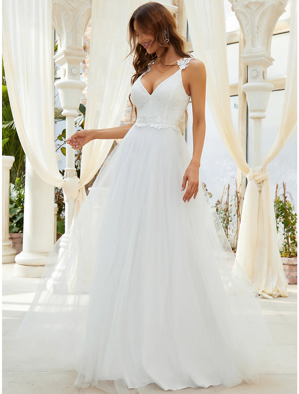 Vestidos de novia informales de recepción, corte A, escote en V, tirantes finos, cola larga de tul con apliques de cristales, para bodas de verano, ropa de mujer.