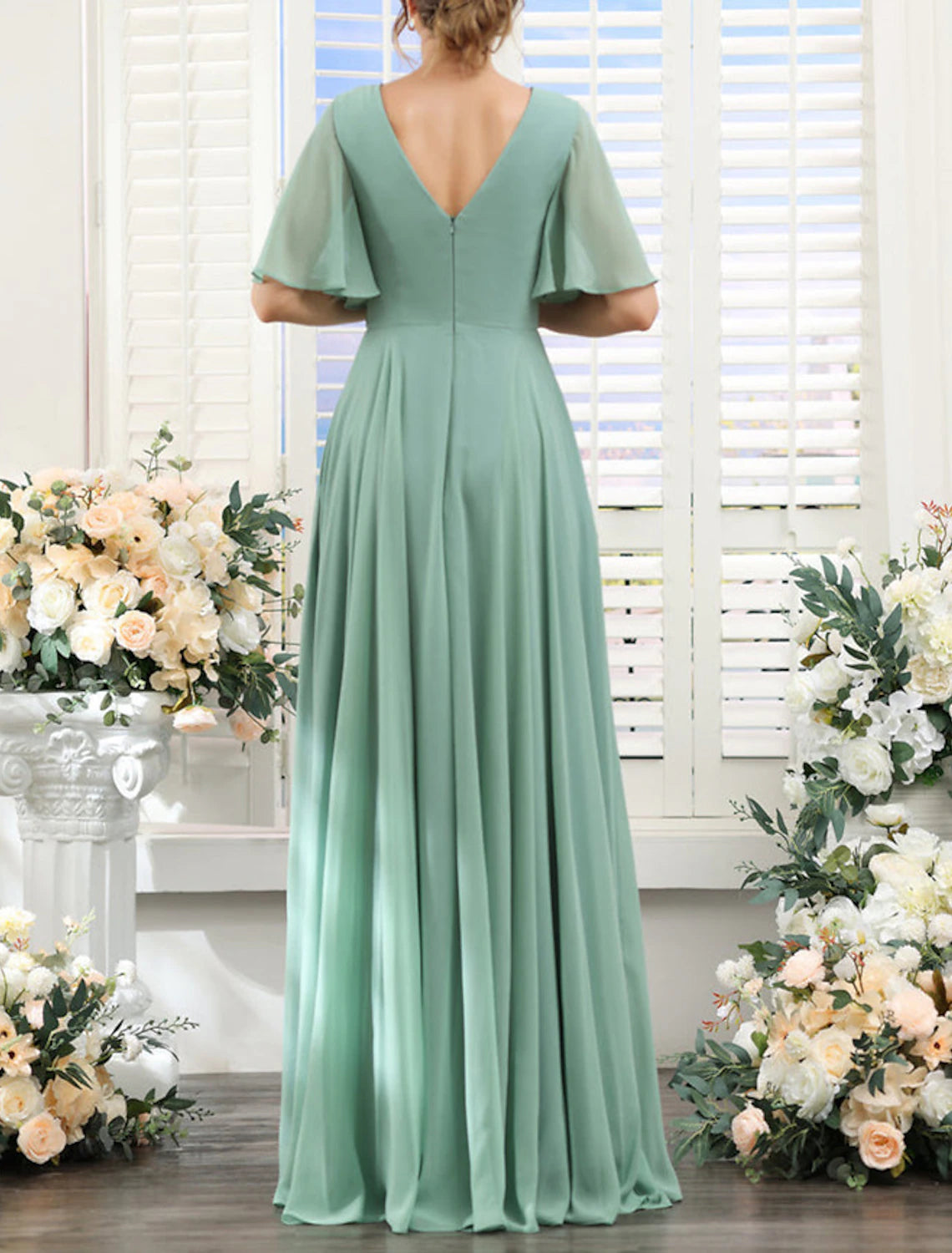 Abito da damigella d'onore a trapezio, scollo a V, manica corta, elegante, lunghezza pavimento, in chiffon con spacco frontale / arricciatura