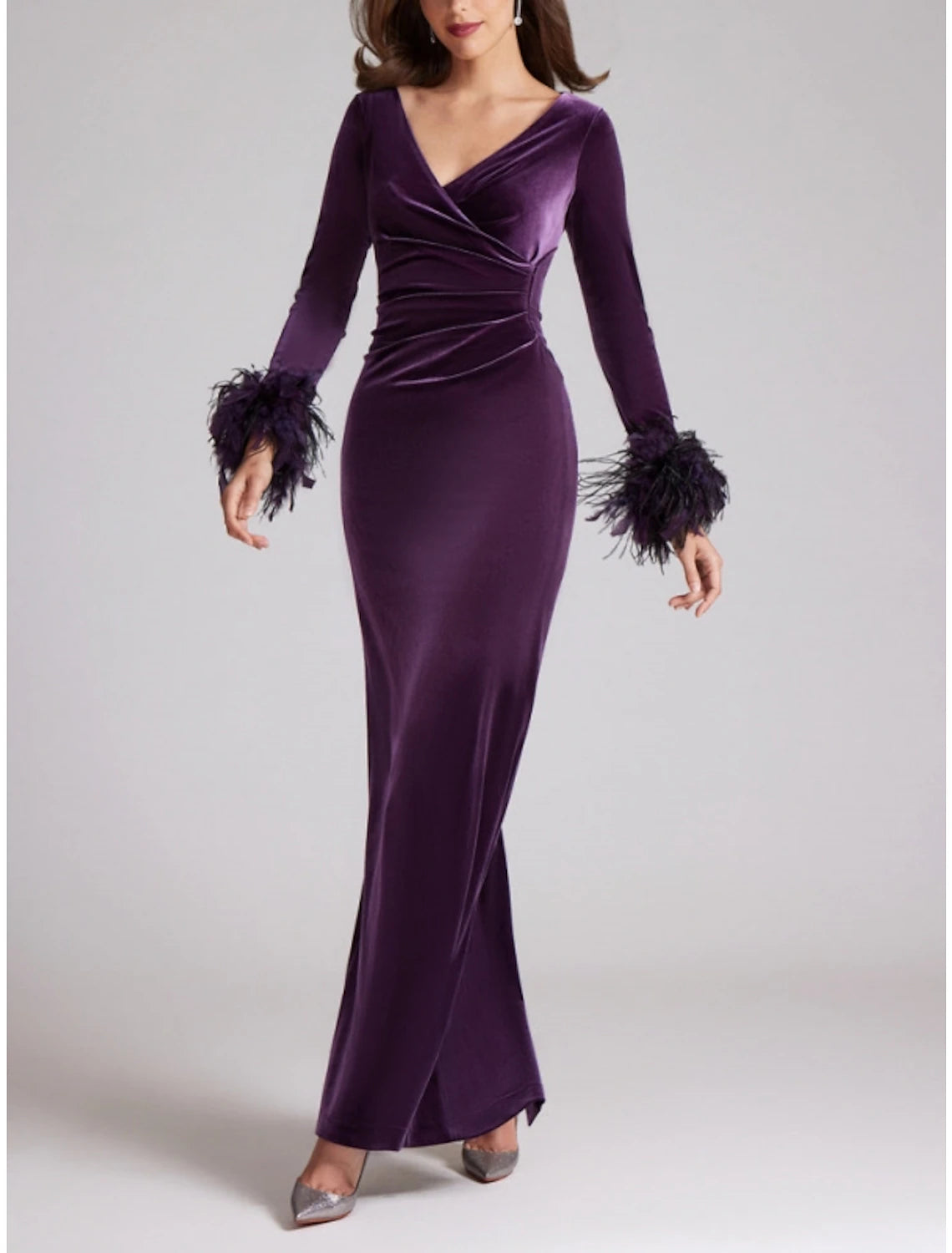 Sheath / Column Evening Gown Elegant Dress Formal Ankle Length Long Sleeve V Neck Velvet with Feather Ruched Slit 2025