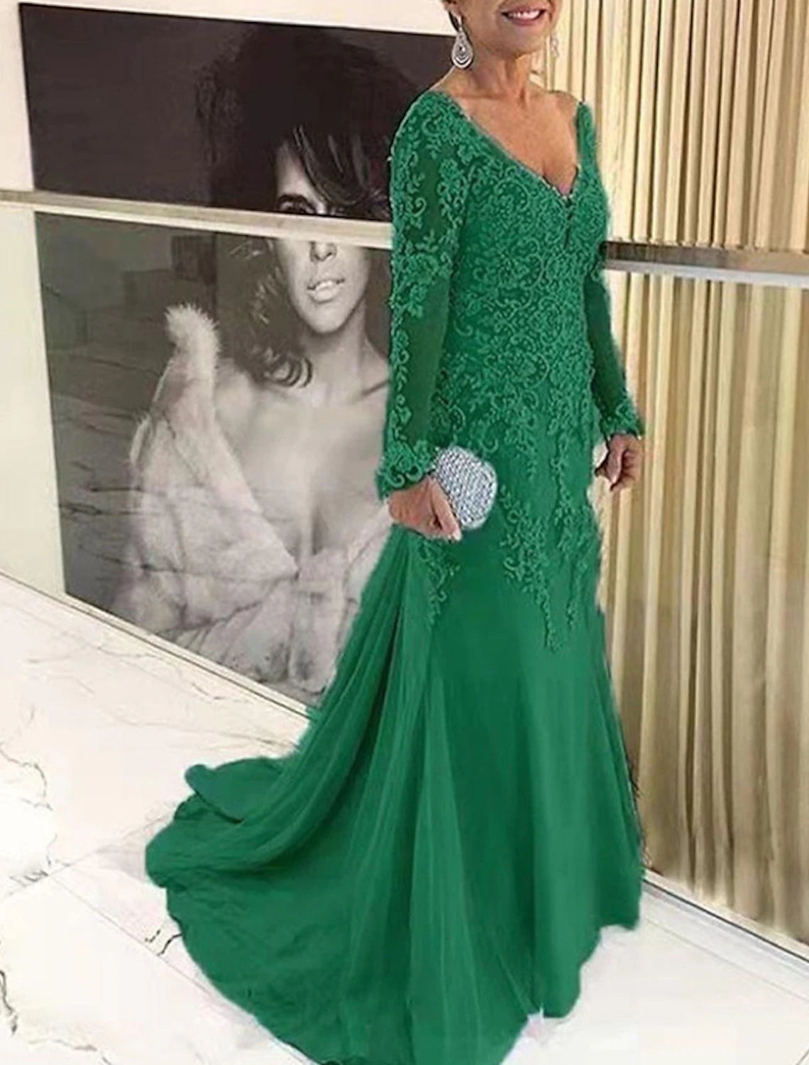 Abiti da sposa eleganti per la madre della sposa, a sirena/tromba, taglie forti, con strascico a ruota, maniche lunghe, scollo a V, pizzo con applicazioni