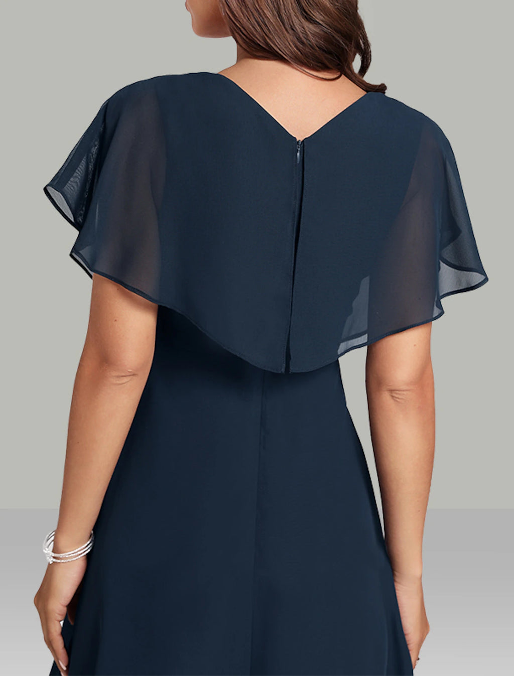 Vestidos de novia de corte A, elegantes, semi formales, largos hasta la rodilla, mangas cortas, escote en V, cinturón/faja de gasa con cuentas