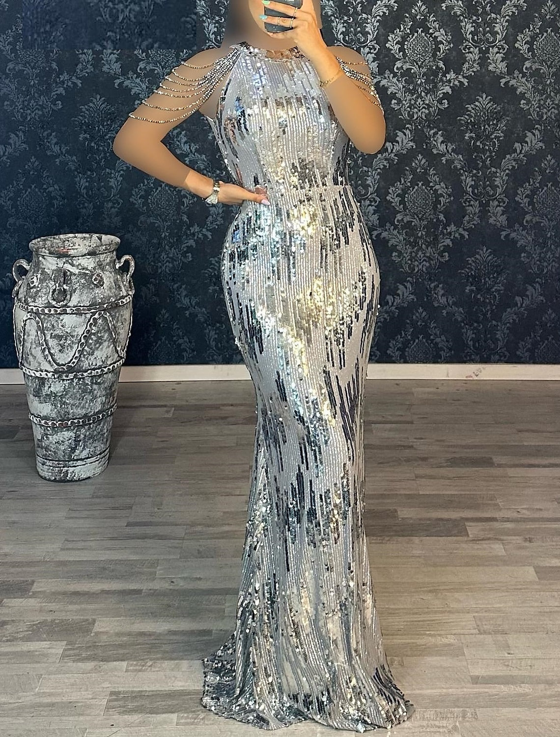 Vestido de noche elegante de sirena/trompeta, con lazo negro, largo hasta el suelo, manga corta, cuello joya, vestido negro con lentejuelas y flecos y borlas.