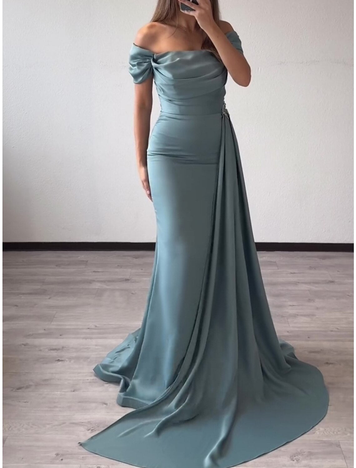 Sheath / Column Evening Gown Elegant Dress Formal Court Train Short Sleeve Square Neck Satin with Pleats Ruched Crystals