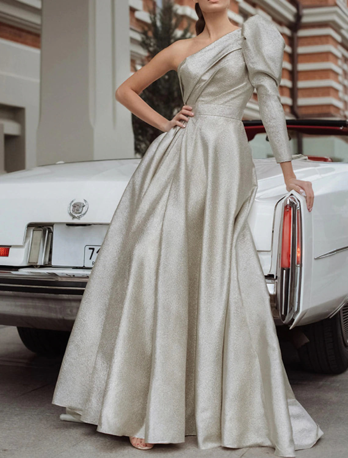 Vestido de noche elegante de corte A para invitada de boda formal, largo hasta el suelo, manga larga, un hombro, lentejuelas y pliegues.