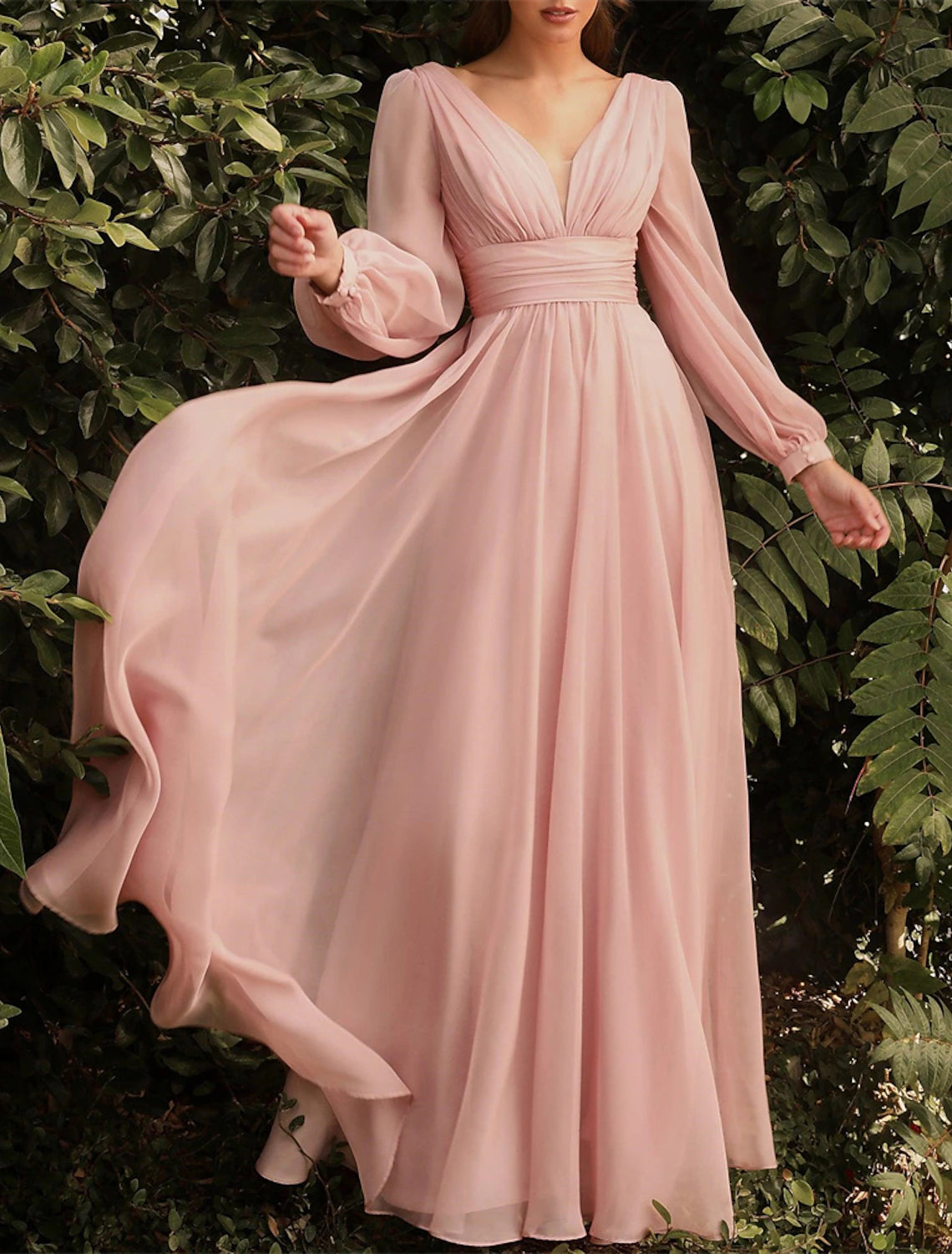 Abito da damigella d'onore a trapezio, scollo a V, maniche lunghe, blu, lunghezza pavimento, in chiffon con arricciature / tinta unita