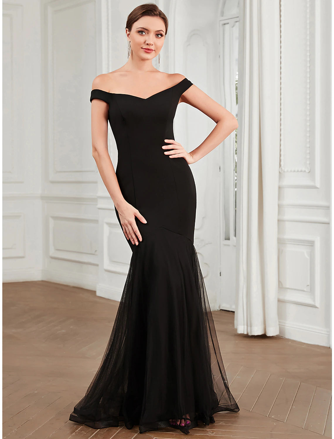 Vestido de noche elegante de sirena/trompeta, para fiesta, para invitados de boda, largo hasta el suelo, sin mangas, hombros descubiertos, poliéster con pliegues