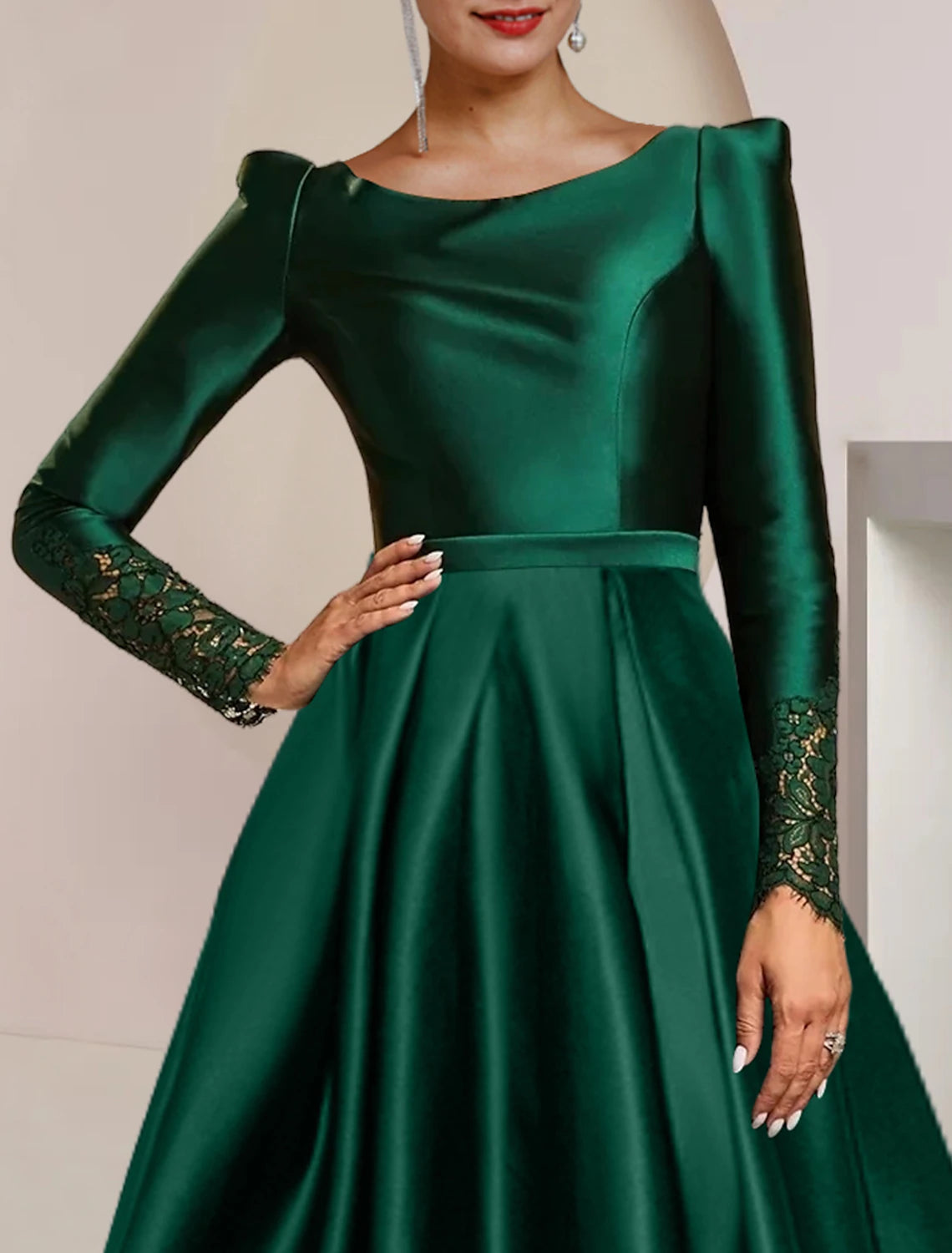 Abito da cerimonia per la madre della sposa, a trapezio, elegante, con scollo a barchetta, asimmetrico, lunghezza tè, in raso e pizzo, a maniche lunghe con pieghe