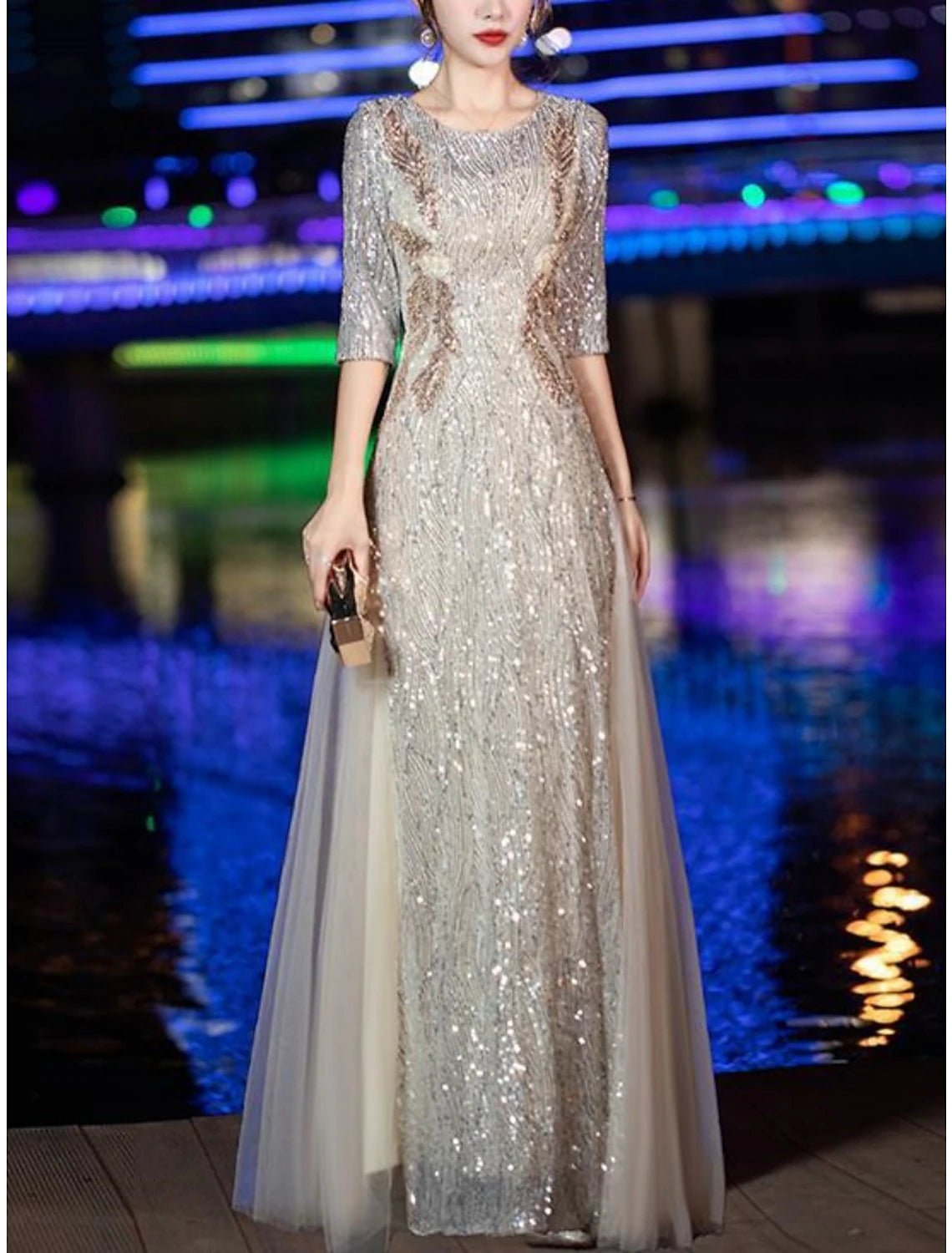 Abito da cerimonia per la madre della sposa, a tubino, con scollo a barchetta, lunghezza al pavimento, in tulle con paillettes, manica corta, con pieghe, scintillante e brillante