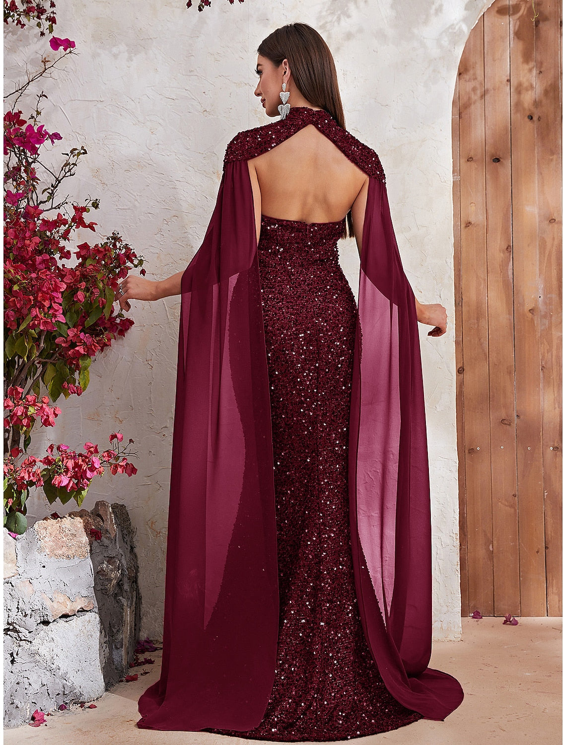 Vestido de noche de sirena/trompeta, sin espalda, formal, para recepción de boda, con cola larga/cepillo, sin mangas, cuello alto, capas con lentejuelas