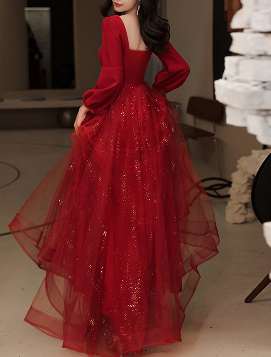 Abito da sera a trapezio, elegante, da fidanzamento, formale, lungo, a maniche lunghe, con scollo a barchetta, in tulle con paillettes