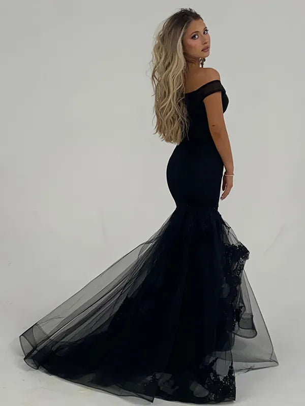 Chic Black Tulle Mermaid Off Shoulder V Neck Lace Train Prom Dress
