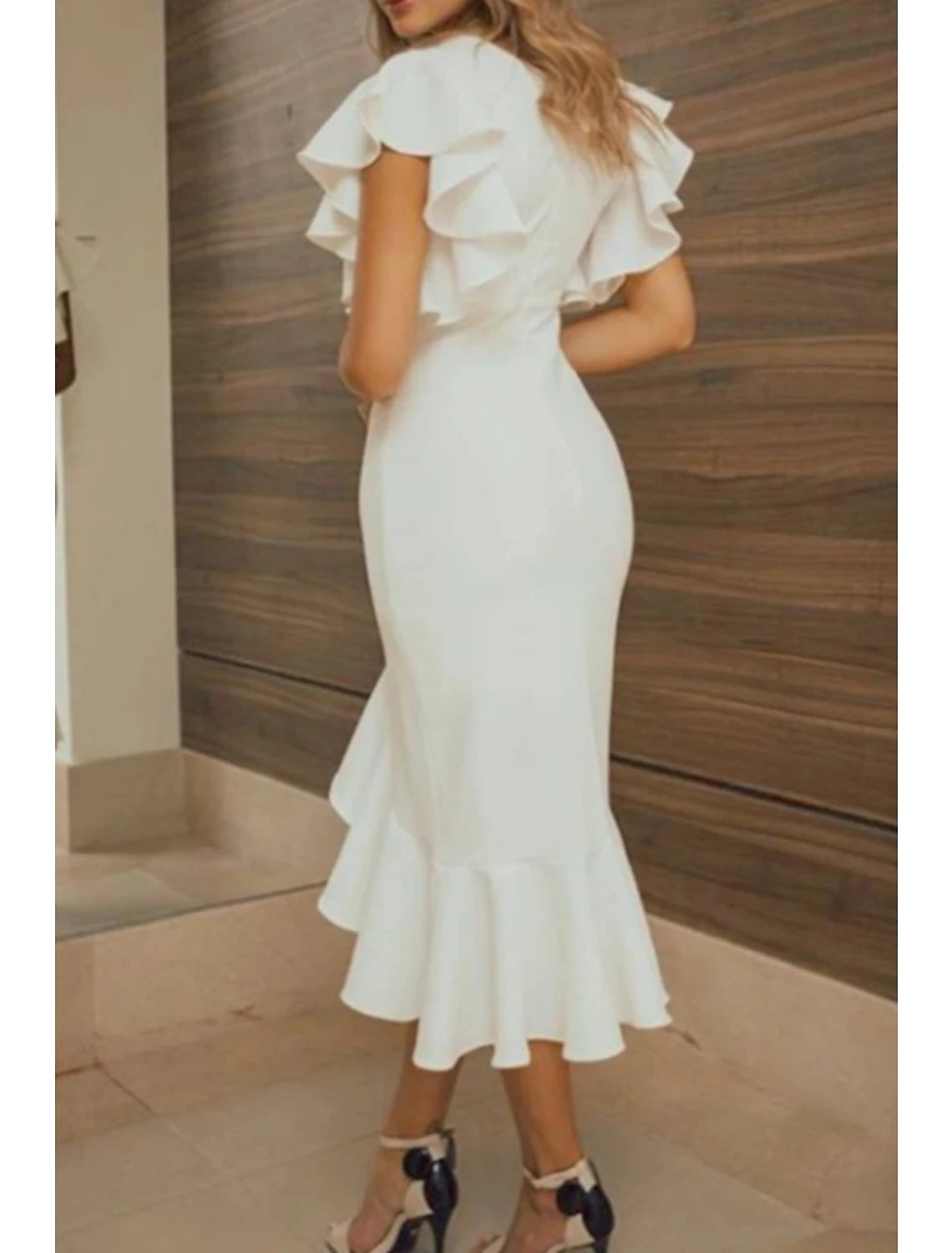 Vestido de cóctel con corte tubo/columna, para fiesta, para invitados de boda, de regreso a casa, asimétrico, de manga corta, con cuello en V, de poliéster y con volantes.