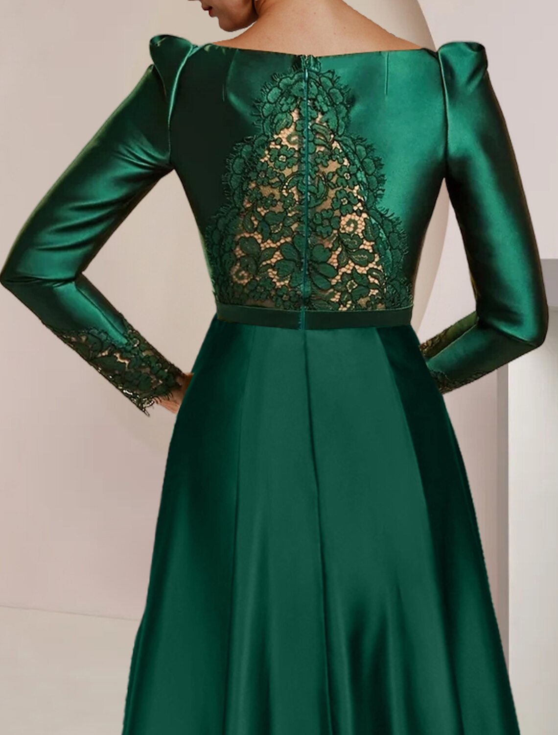 Abito da cerimonia per la madre della sposa, a trapezio, elegante, con scollo a barchetta, asimmetrico, lunghezza tè, in raso e pizzo, a maniche lunghe con pieghe