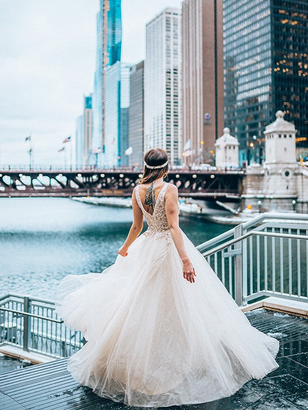 Abiti a trapezio/principessa con perline, in tulle, senza maniche, scollo a V, lunghezza al pavimento