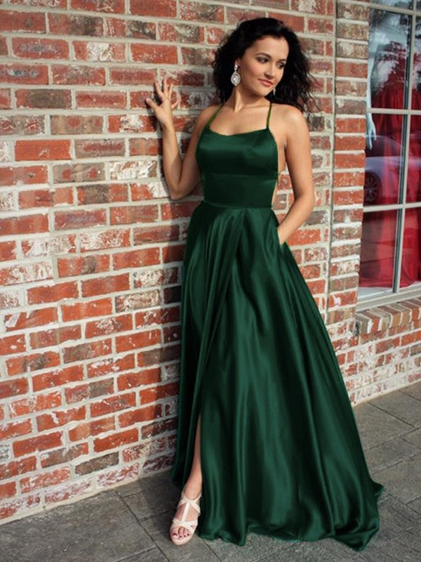 Vestidos de satén estilo seda con corte A/princesa, sin mangas, con cola larga y volantes