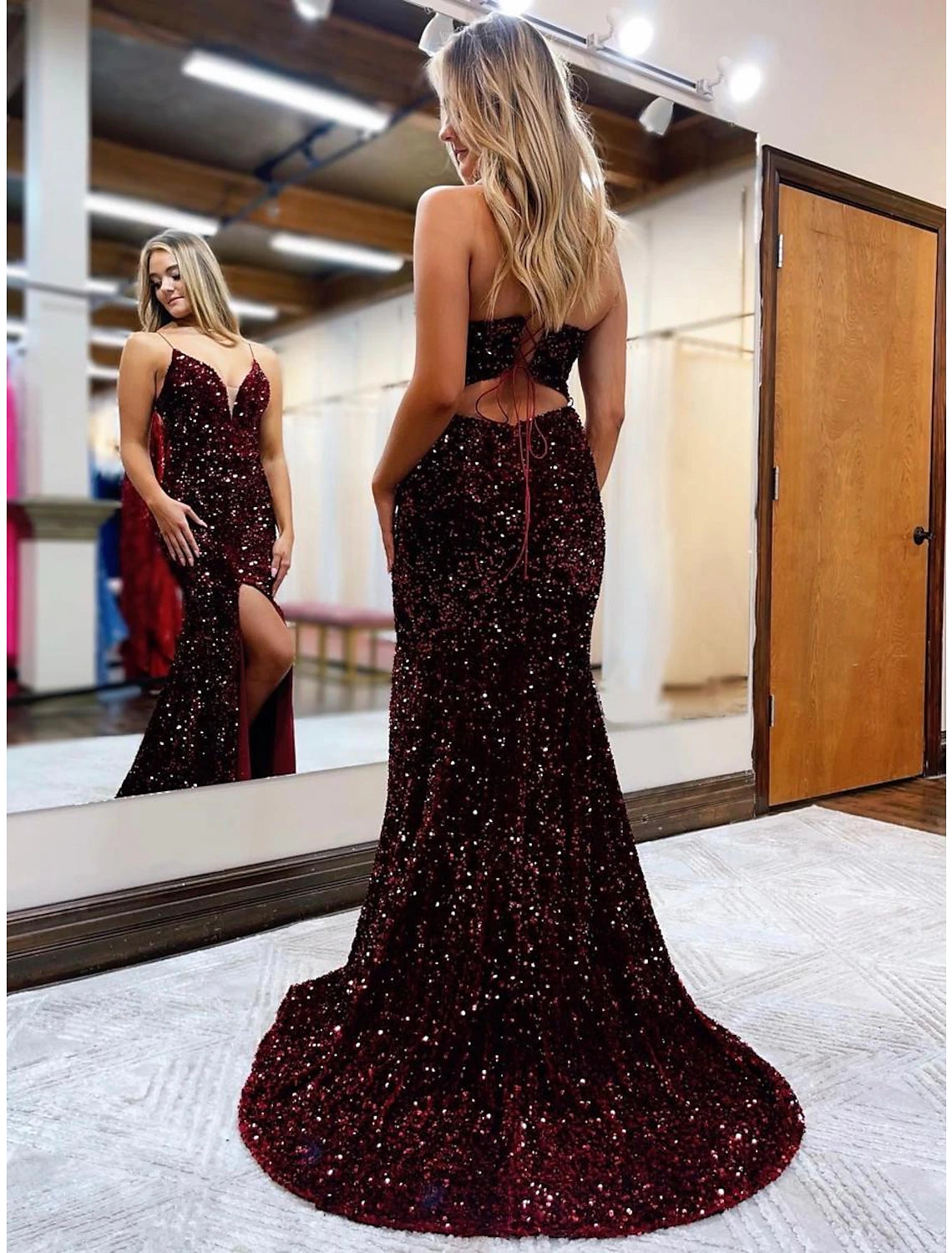 Black Sequin Mermaid V-Neck Floor-Length Evening Dress with High Slit