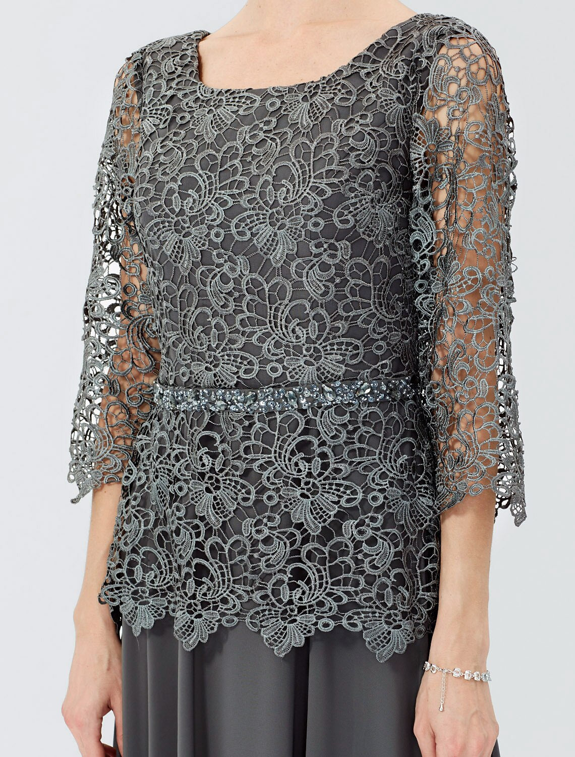 Vestido de baile Línea A Vestido de madre de la novia Formal Clásico y atemporal Elegante y lujoso Elegante Escote redondo Largo hasta el suelo Gasa Con cordón Encaje Manga 3/4 con fajas / cintas Abalorios