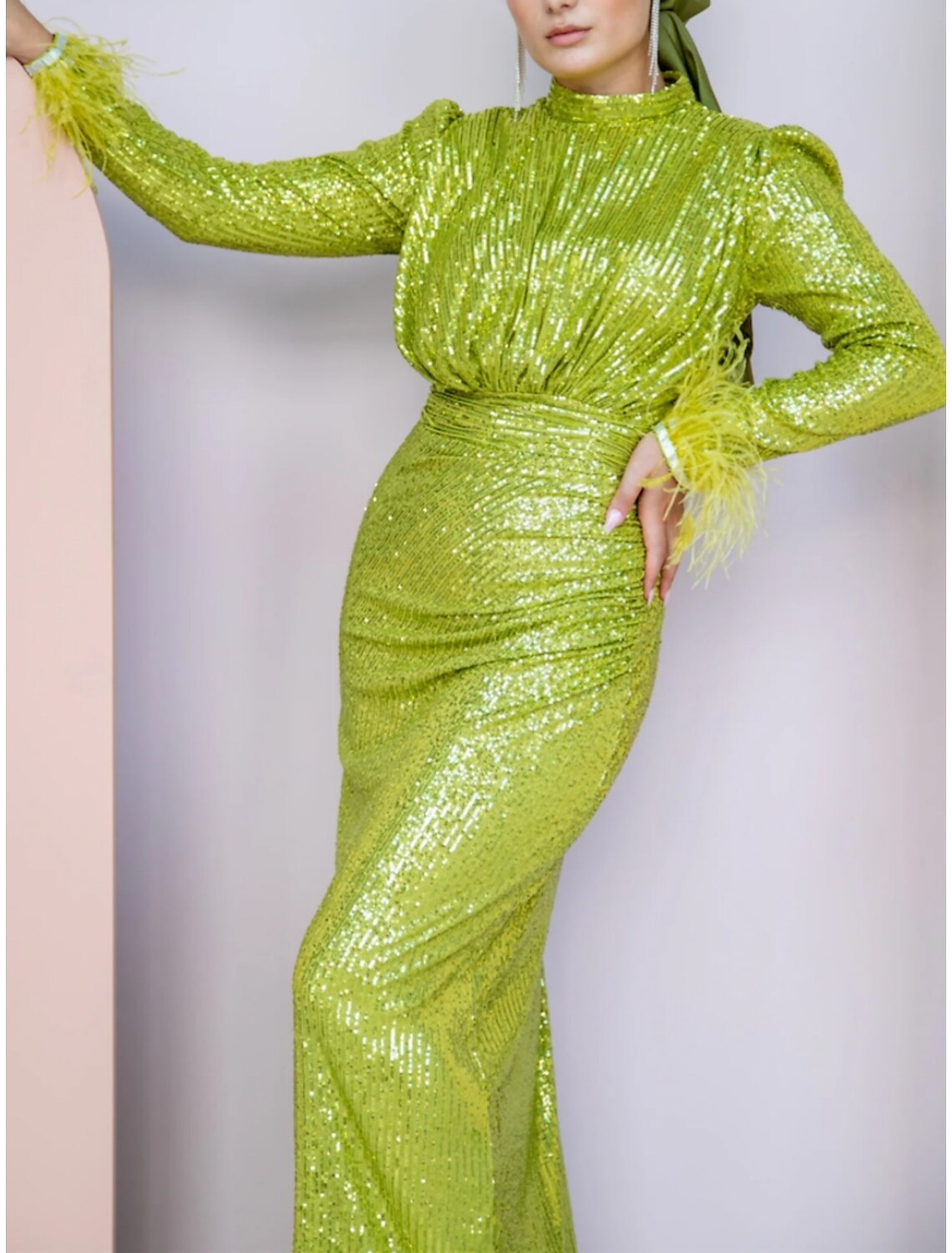 Sheath / Column Evening Gown Elegant Dress Formal Ankle Length Long Sleeve High Neck Sequined with Feather Sequin 2025