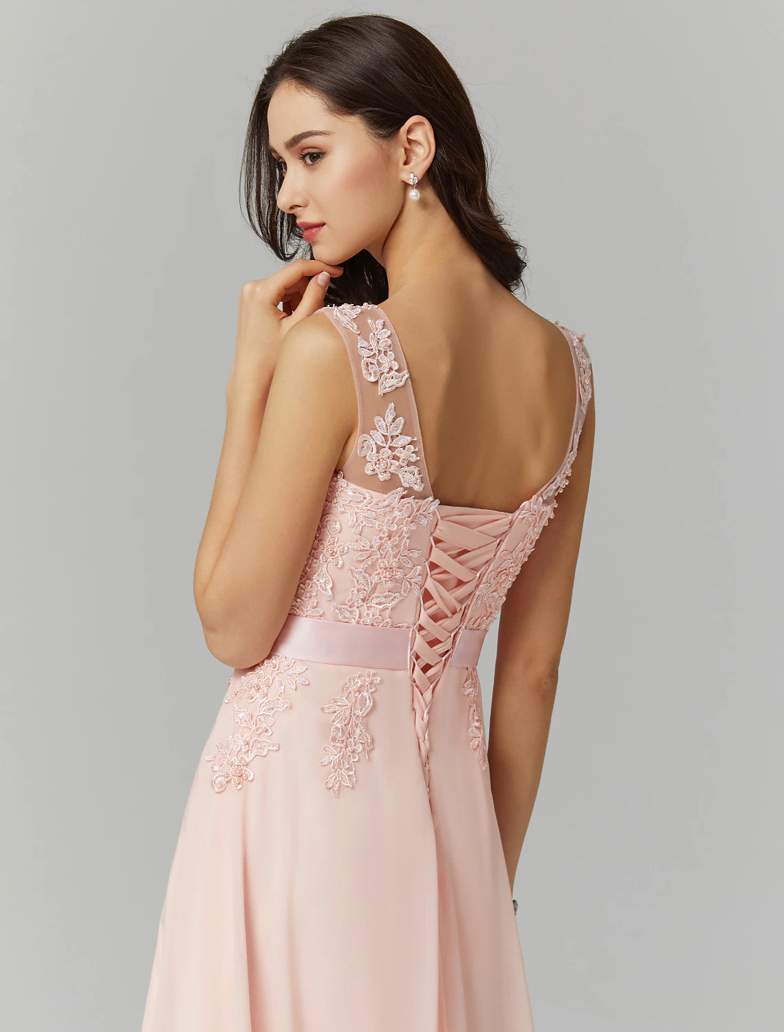 Abito da damigella d'onore a trapezio, elegante, senza maniche, in chiffon/pizzo con applicazioni, lunghezza al pavimento