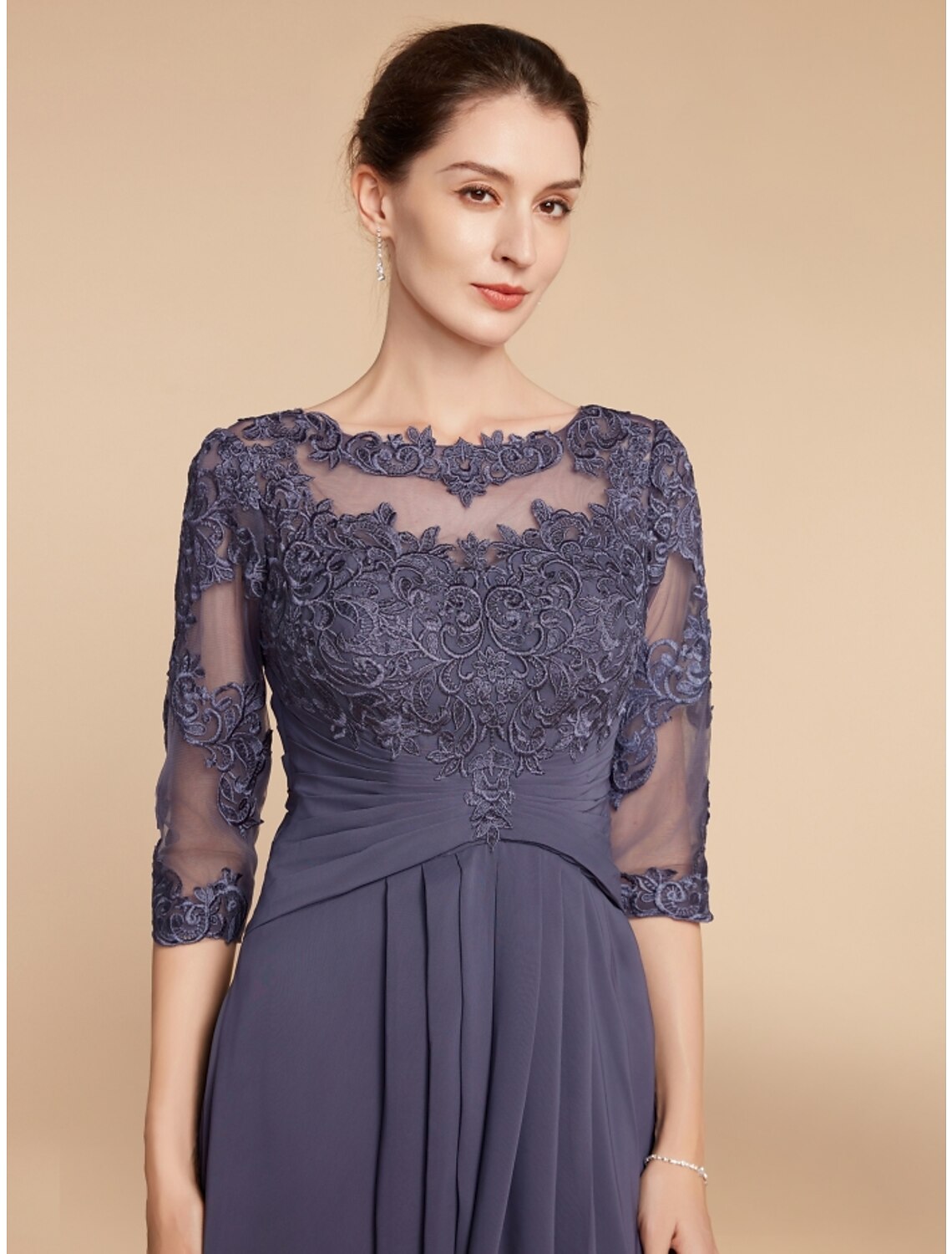 Abito da cerimonia per la madre della sposa, a trapezio, elegante, con scollo a barchetta, lunghezza alla caviglia, in chiffon e pizzo, manica a 3/4, con arricciature, tinta unita