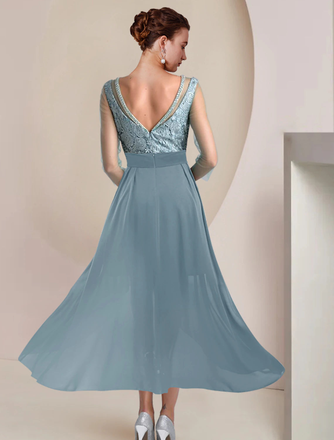 Vestido de dos piezas para madre de la novia, estilo tubo/columna, formal, para invitada de boda, estilo vintage, elegante, con escote joya, largo hasta la rodilla, de gasa, con encaje, manga 3/4 y apliques de cuentas.