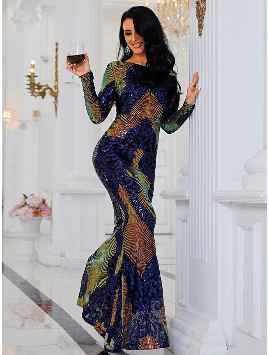 Glamorous Gold Sequin Mermaid Floor-Length Evening Dress with Boat Neck