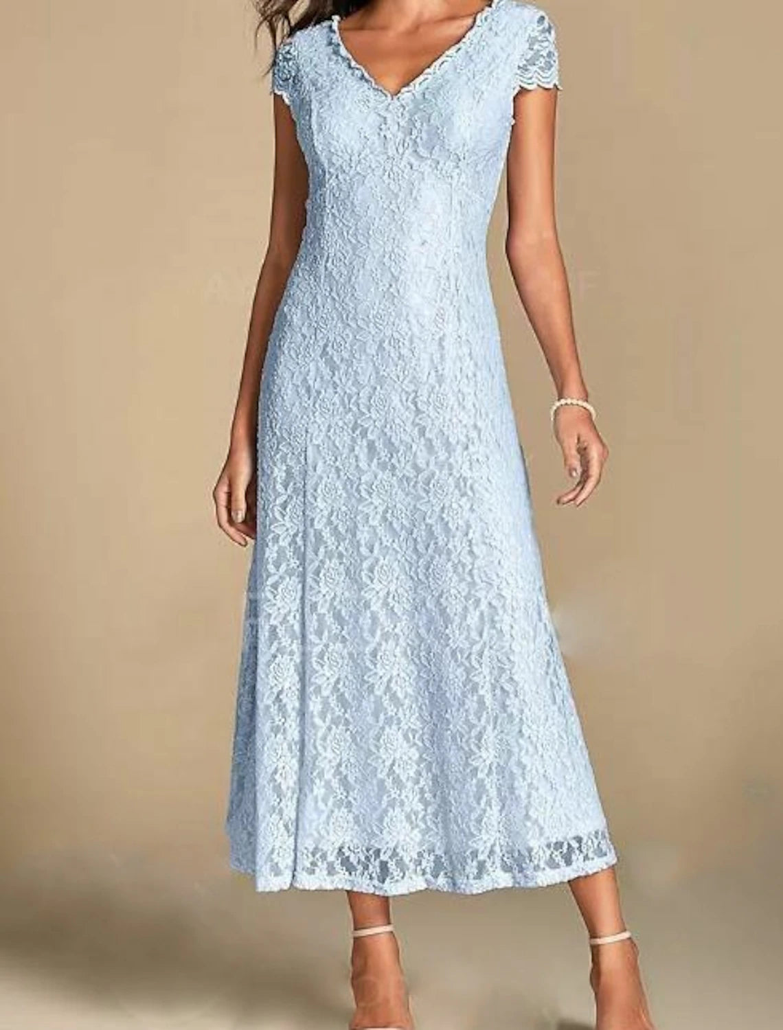 Abito da cerimonia per la madre della sposa, a trapezio, in pizzo, con scollo a V, lunghezza alla caviglia, manica corta e pieghe, taglie forti