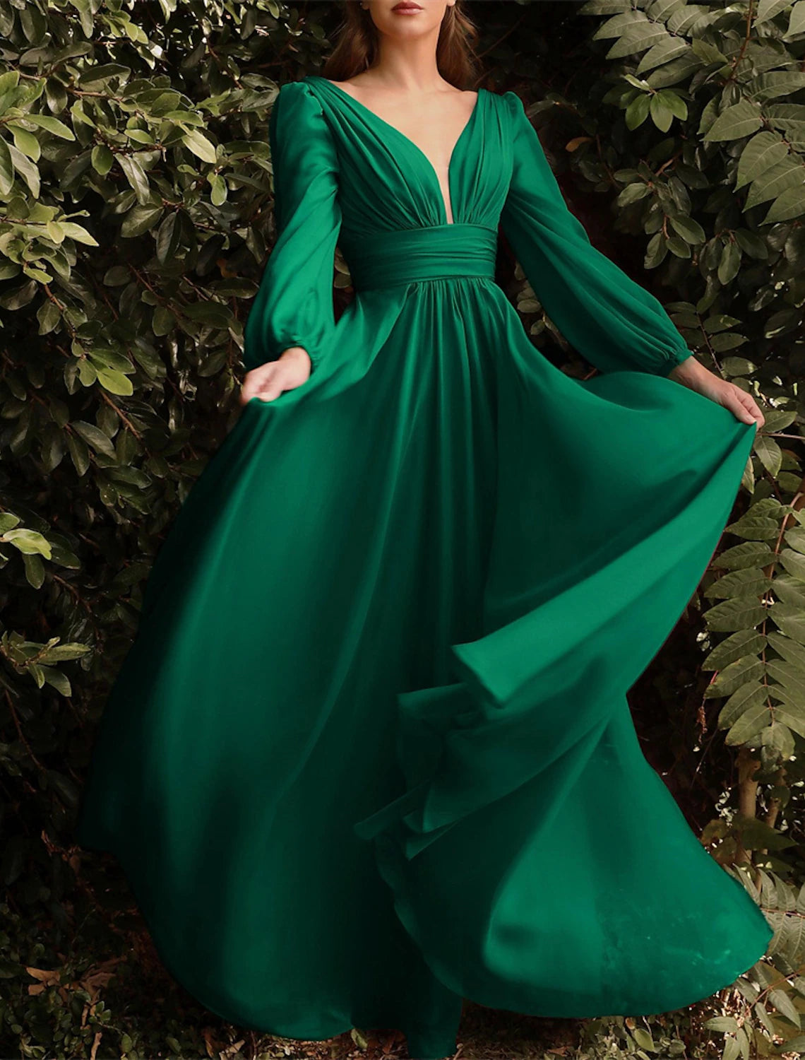 Abito da damigella d'onore a trapezio, scollo a V, maniche lunghe, blu, lunghezza pavimento, in chiffon con arricciature / tinta unita