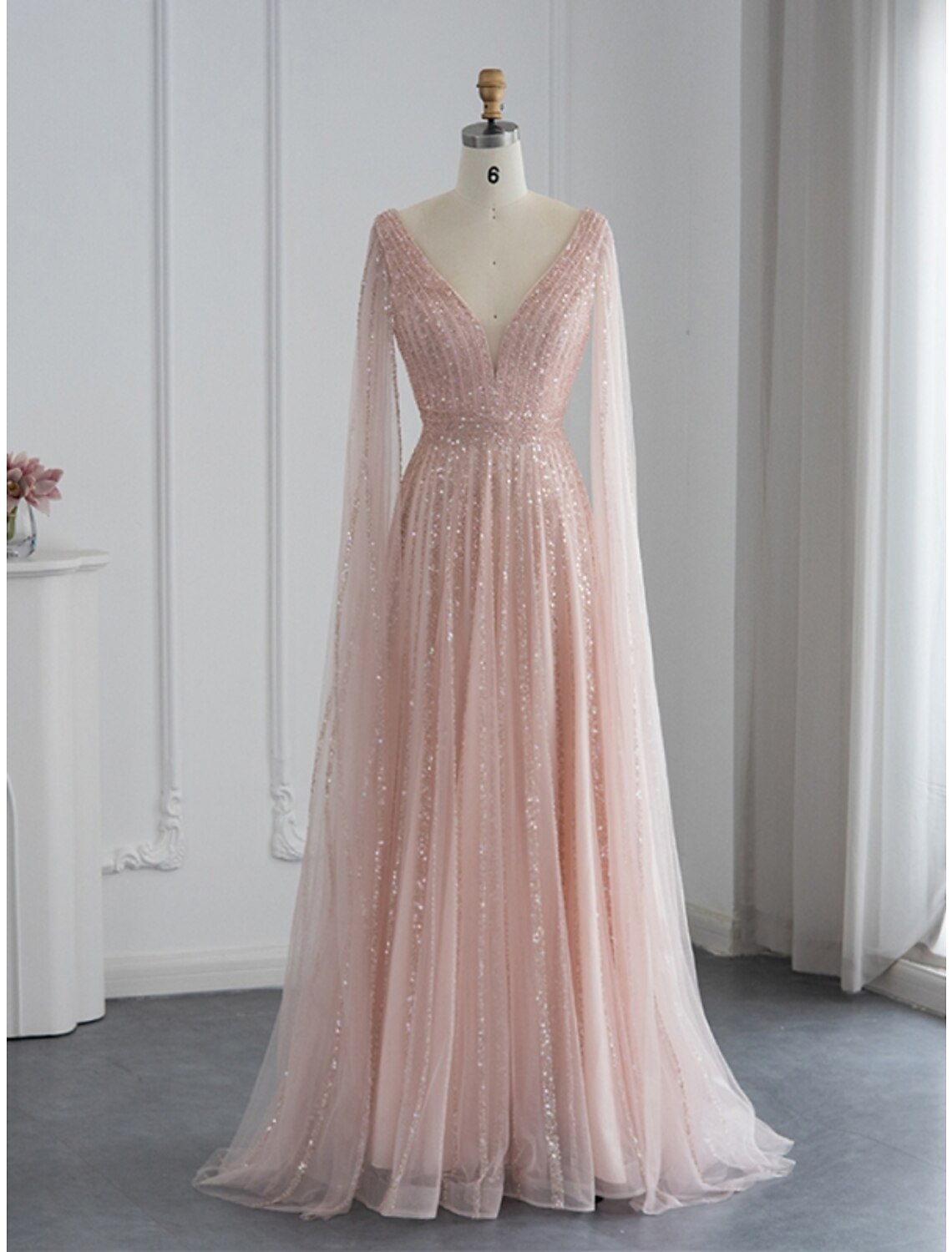 Abito da sera a trapezio, scintillante e brillante, formale, autunnale, con strascico a ruota, manica lunga, scollo a V, paillettes e pieghe glitterate