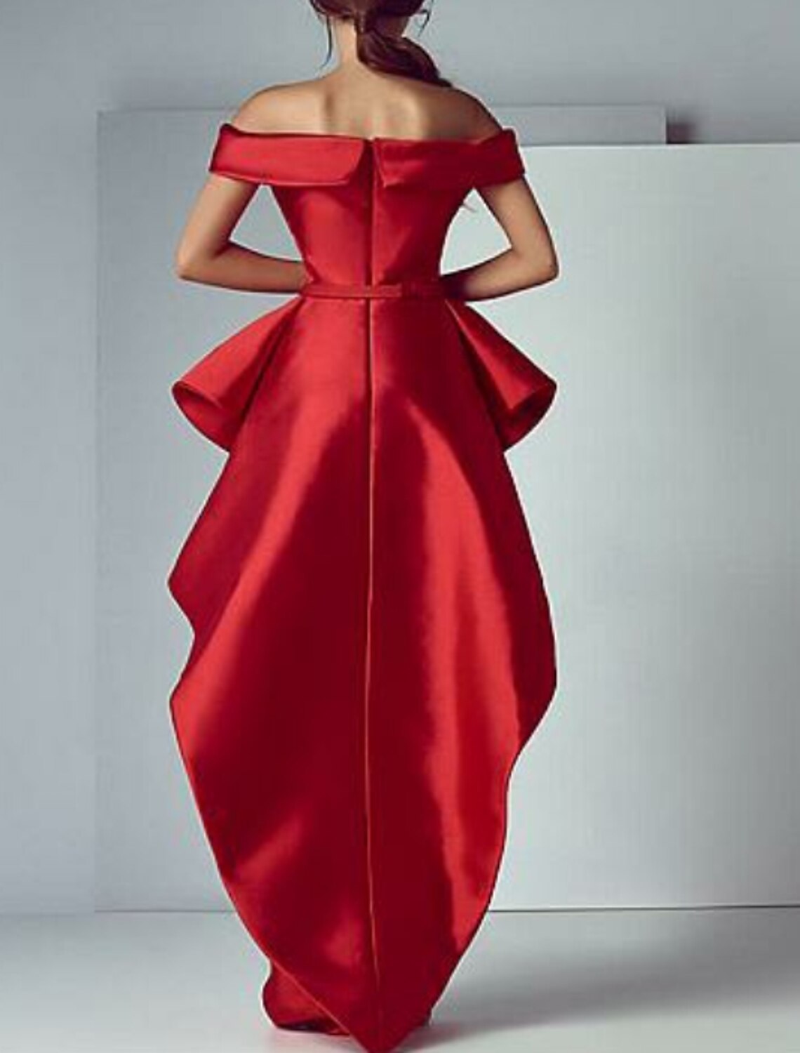 Vestido tubo/columna con espalda descubierta, elegante, para graduación, noche, San Valentín, manga corta, largo hasta el suelo, satén con volantes, 2025