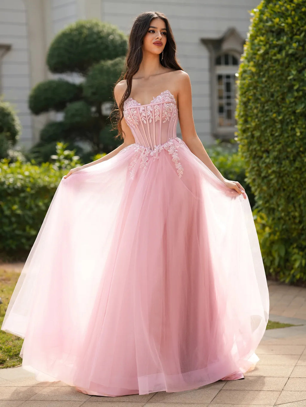 Romantic A-Line Sweetheart Strapless Open-Back Long Prom Gown