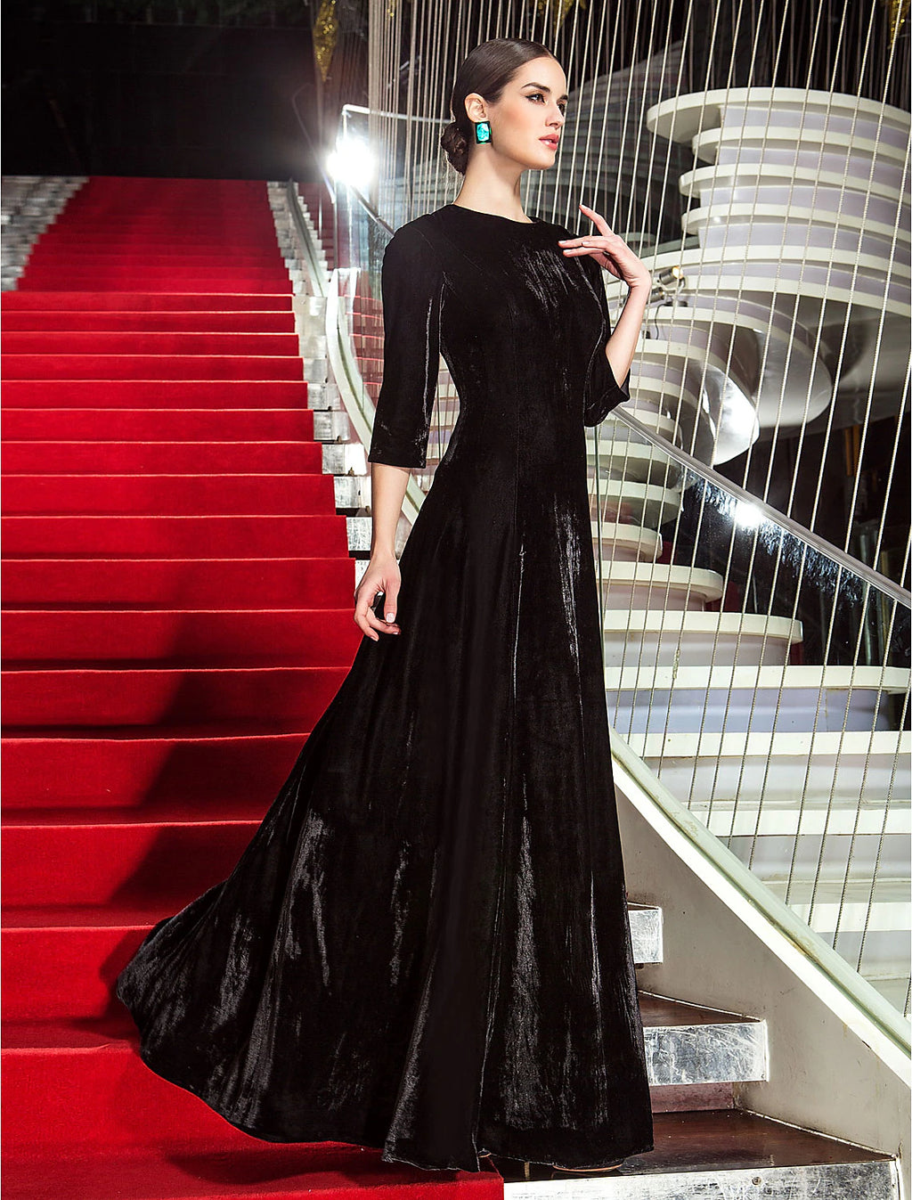 Black Velvet A-Line Floor-Length Evening Dress with Three-quarter Sleeves