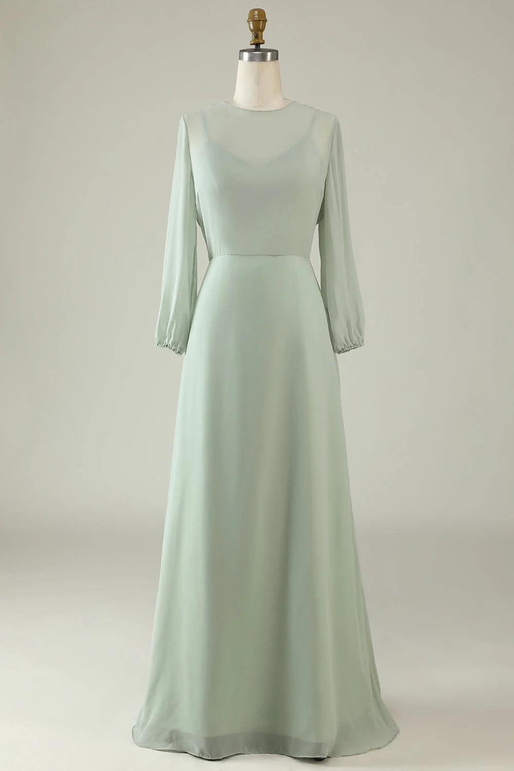 Vestido de invitada de boda de manga larga en color menta